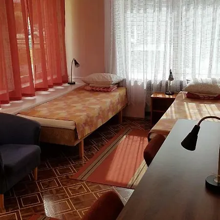 Hostal Marus Majutus *